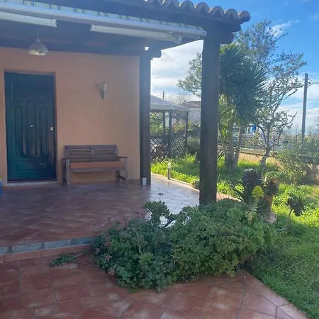 Casale Ristrutturato 3 Km Tropea * サンタ・ドメーニカ