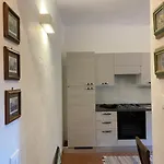 Casale Ristrutturato 3 Km Tropea Διαμέρισμα *