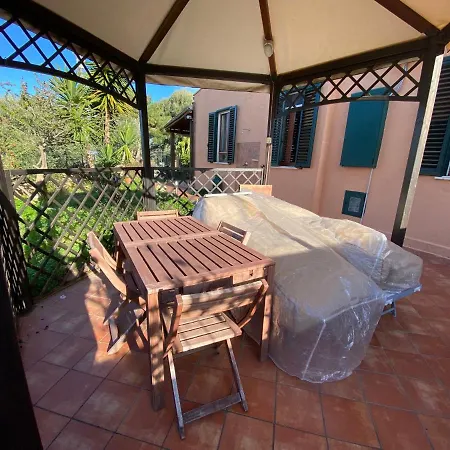 Casale Ristrutturato 3 Km Tropea Apartamento