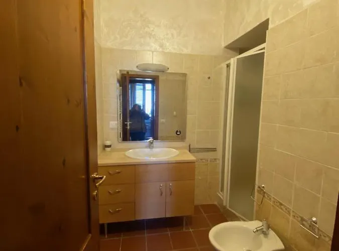 Casale Ristrutturato 3 Km Tropea דירה